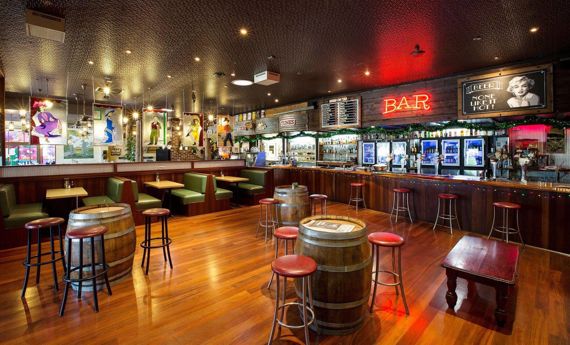 Nightcap At Wanneroo Tavern Extérieur photo